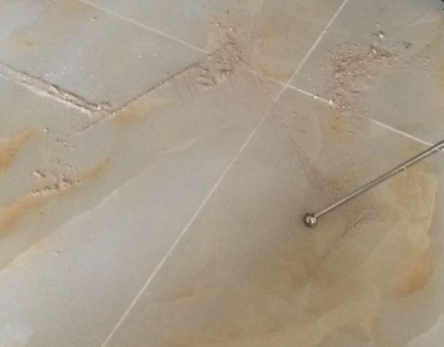 宣威瓷砖空鼓维修公司分享粘合剂选择不当在瓷砖铺贴过程中可能导致以下问题